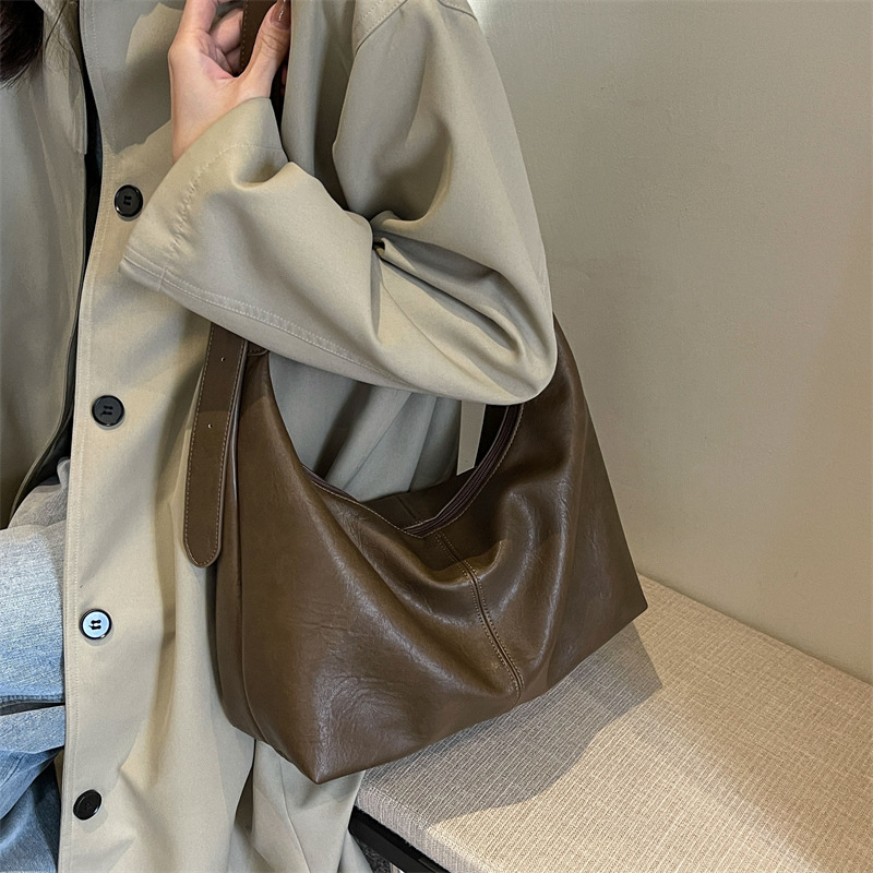 High-End Large Capacity Bag for Women 2023 New Fashion Crossbody Bag Casual Versatile Shoulder Bag Simple Bucket Bag