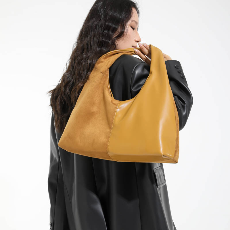 Large Capacity Tote Bag for Women Winter 2025 New Simple Fashion Versatile Shoulder Bag Color Block Commuter Underarm Bag